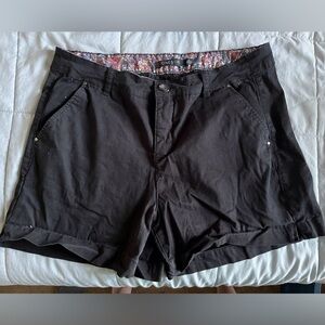 Like new one 5 one black cotton short. Sz jr 14